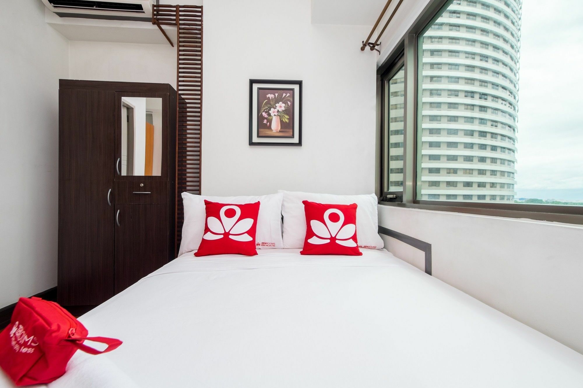 Zen Home Forbeswood Parklane Bgc Taguig Ngoại thất bức ảnh
