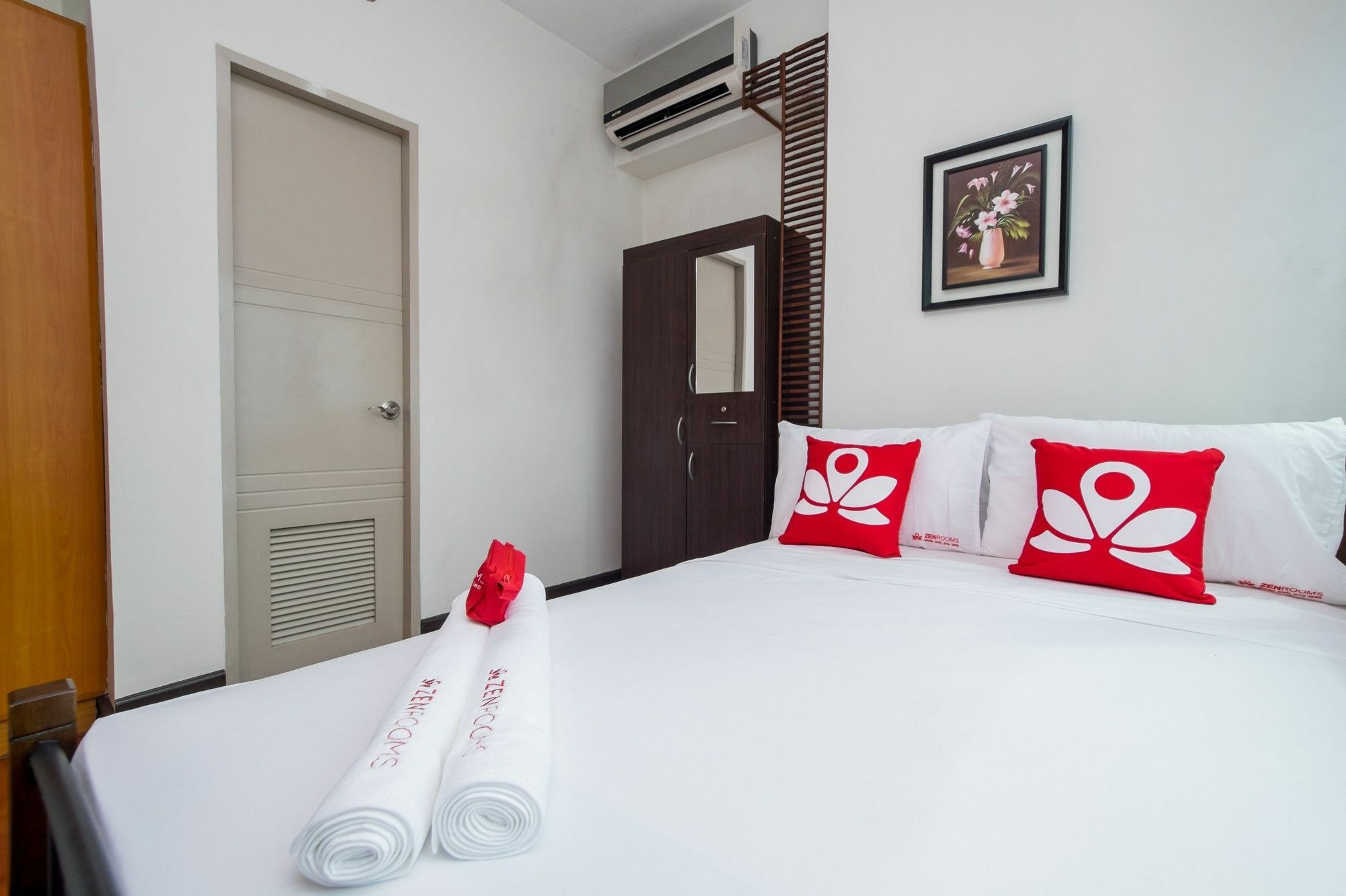 Zen Home Forbeswood Parklane Bgc Taguig Ngoại thất bức ảnh