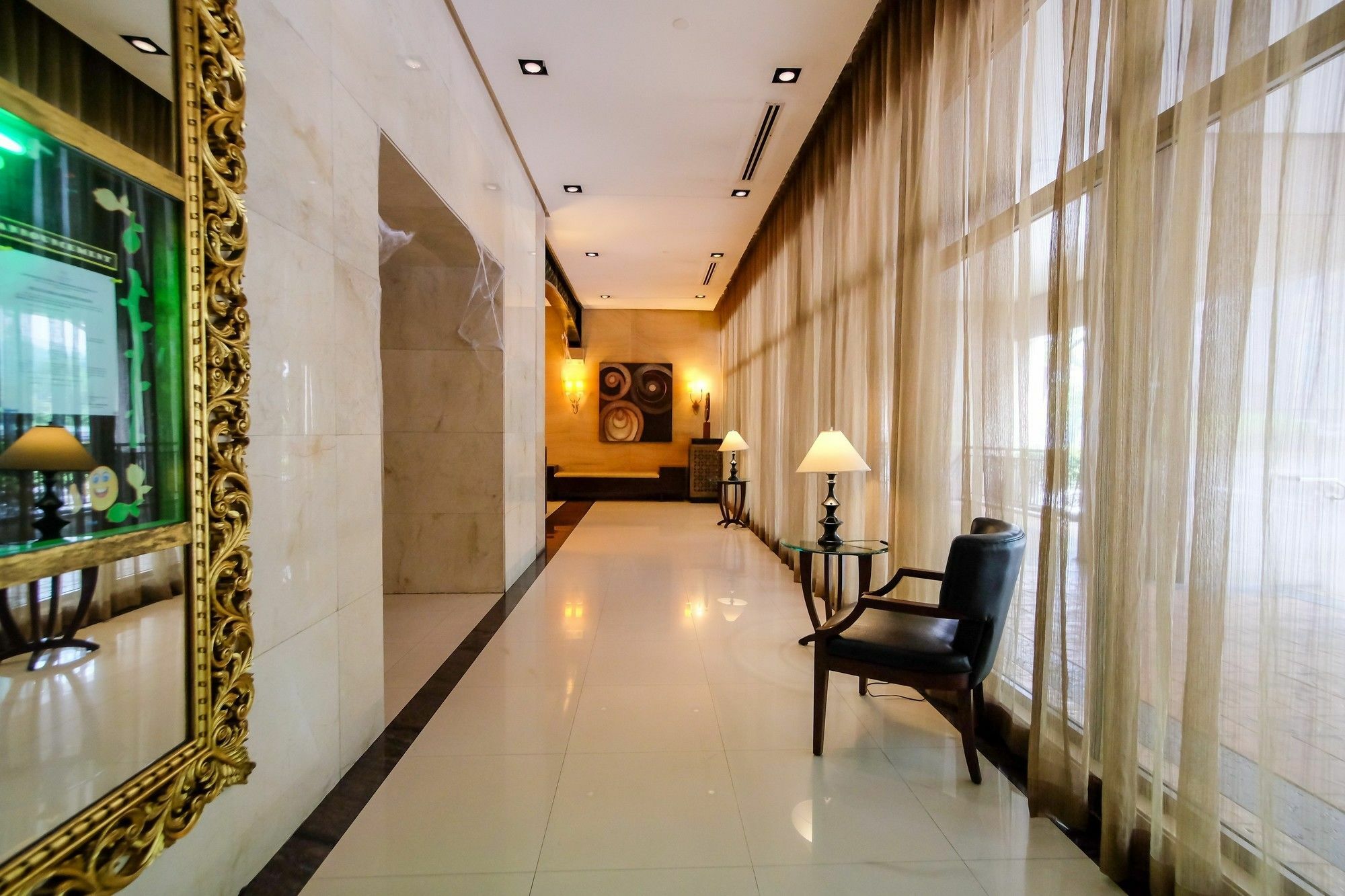 Zen Home Forbeswood Parklane Bgc Taguig Ngoại thất bức ảnh